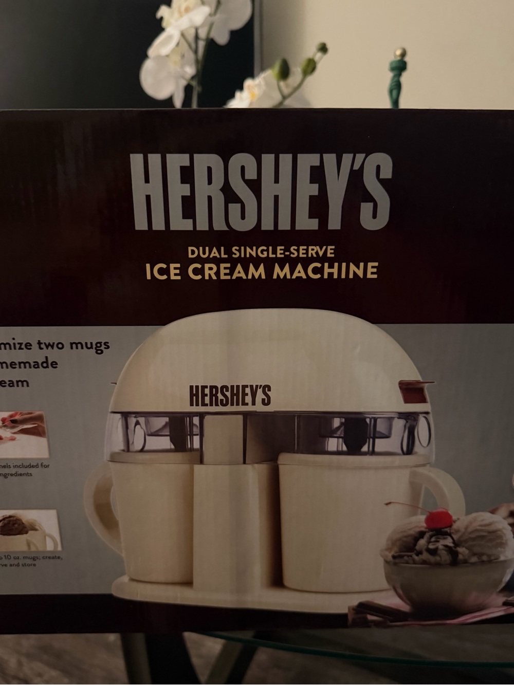 HERSHEY'S Dual Single-Serve Ice Cream Machine - Cream